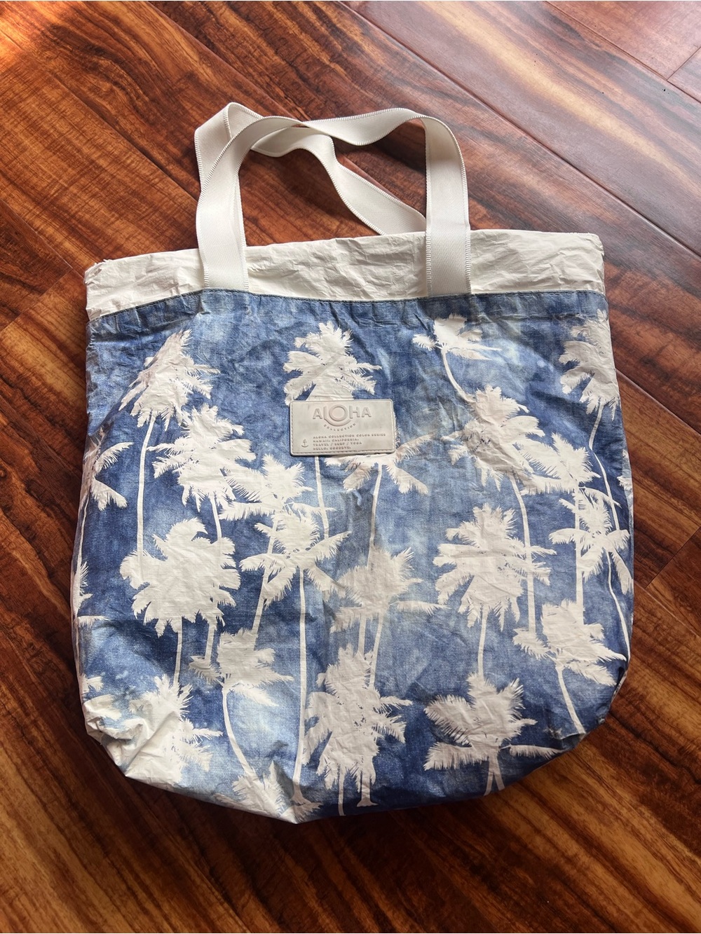 Aloha Collection Bag - Picture 4 of 7